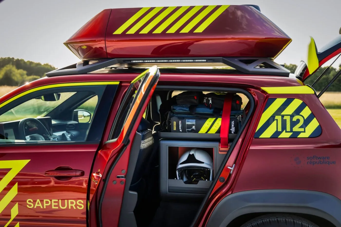 renault 4 e tech vision 4rescue 2