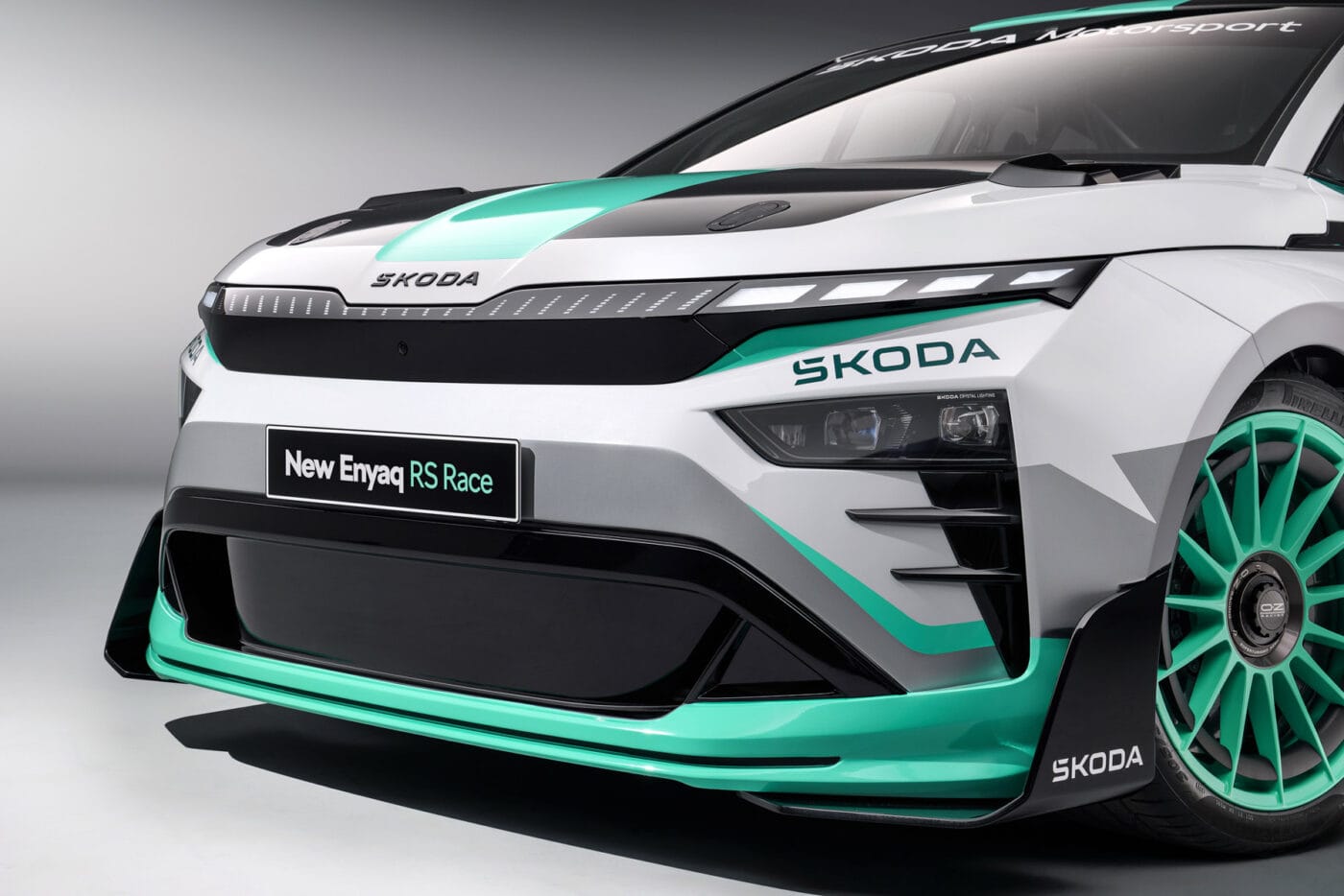 skoda enyaq rs race 2025 1