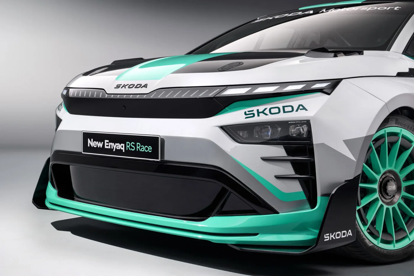 skoda enyaq rs race 2025 1