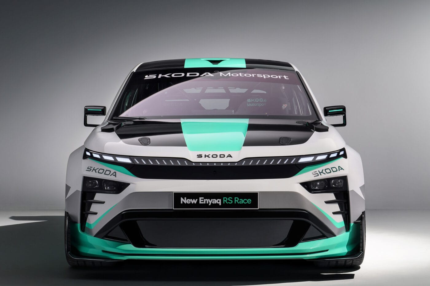 skoda enyaq rs race 2025 5