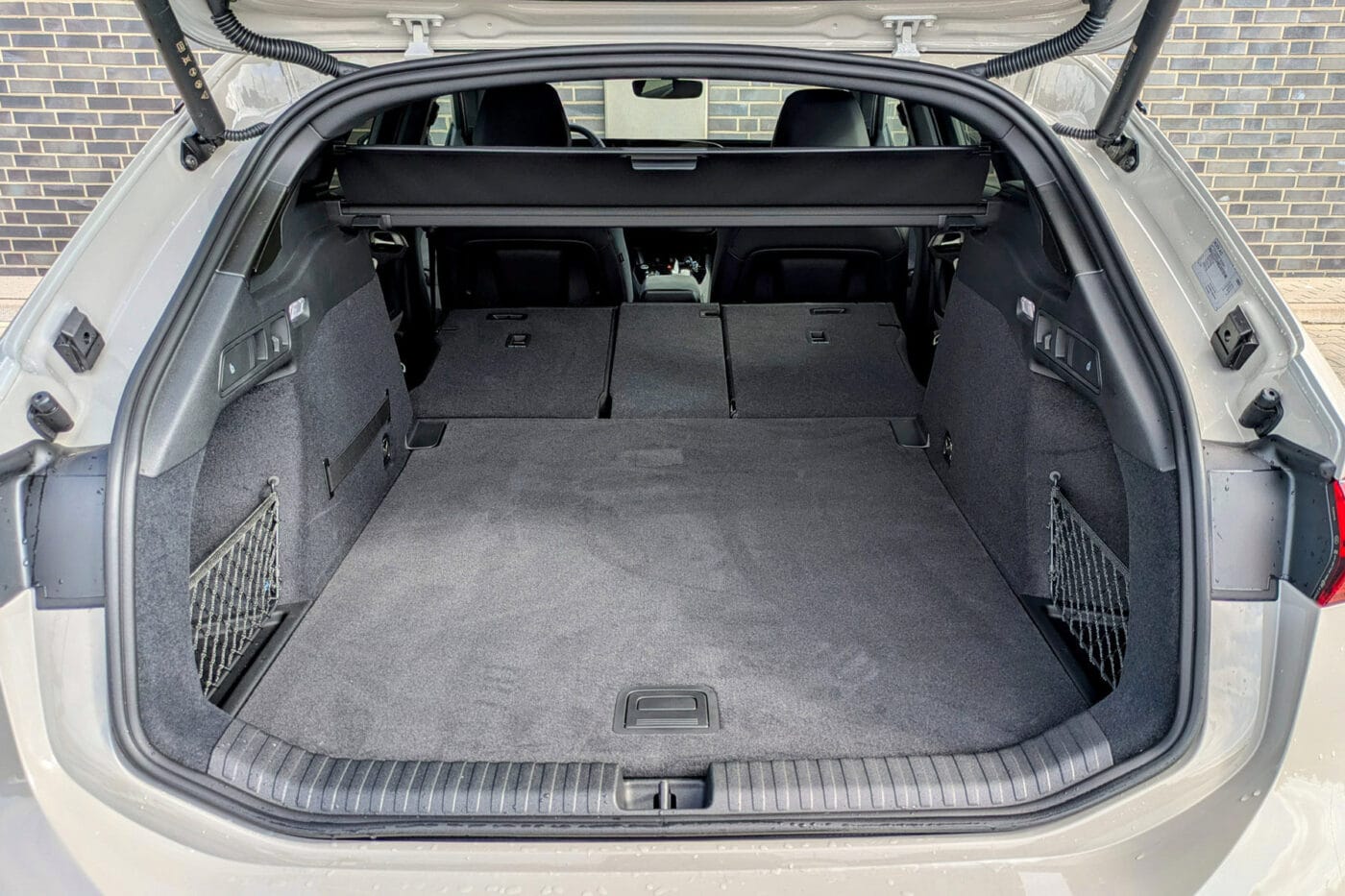 audi a6 avant e tron test cms 2025 05