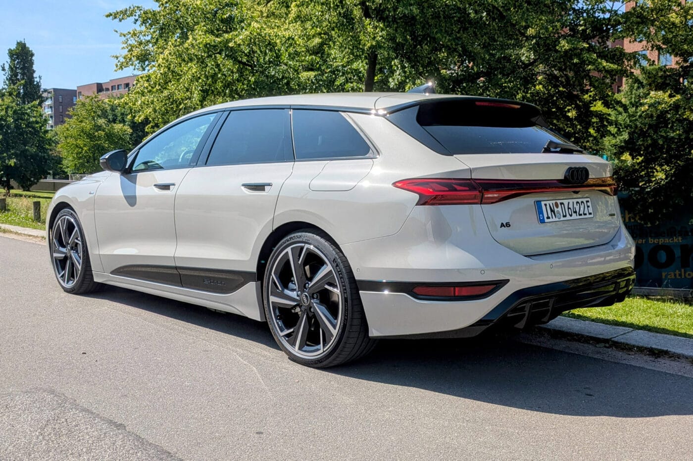 audi a6 avant e tron test cms 2025 14