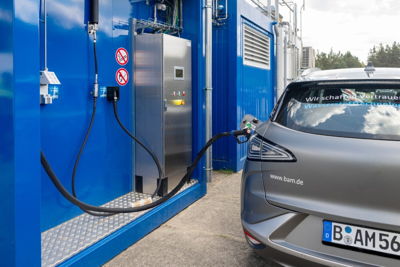 Bam h2 tankstelle reallabor brandenburg fcev