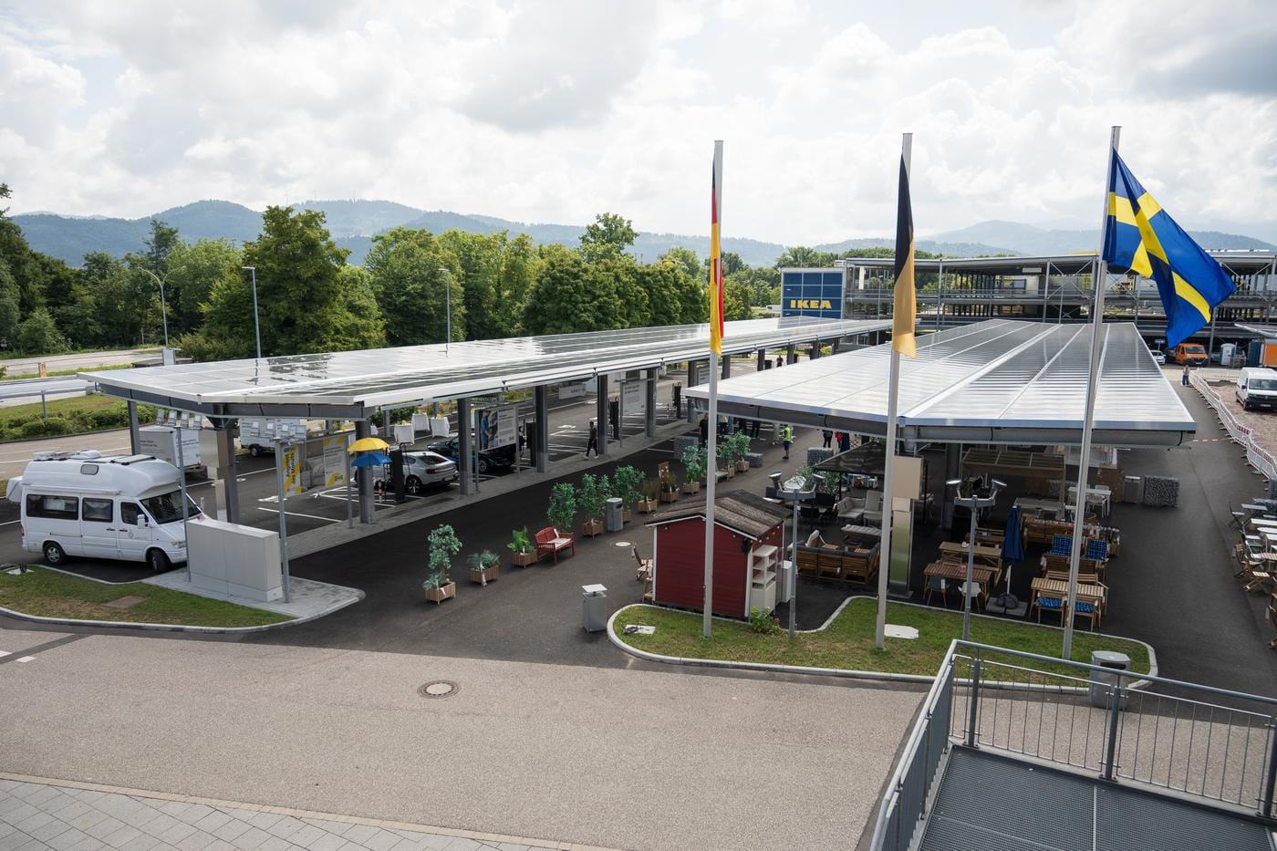 Ikea-und-Mer-er-ffnen-gro-en-Schnellladepark-in-Freiburg