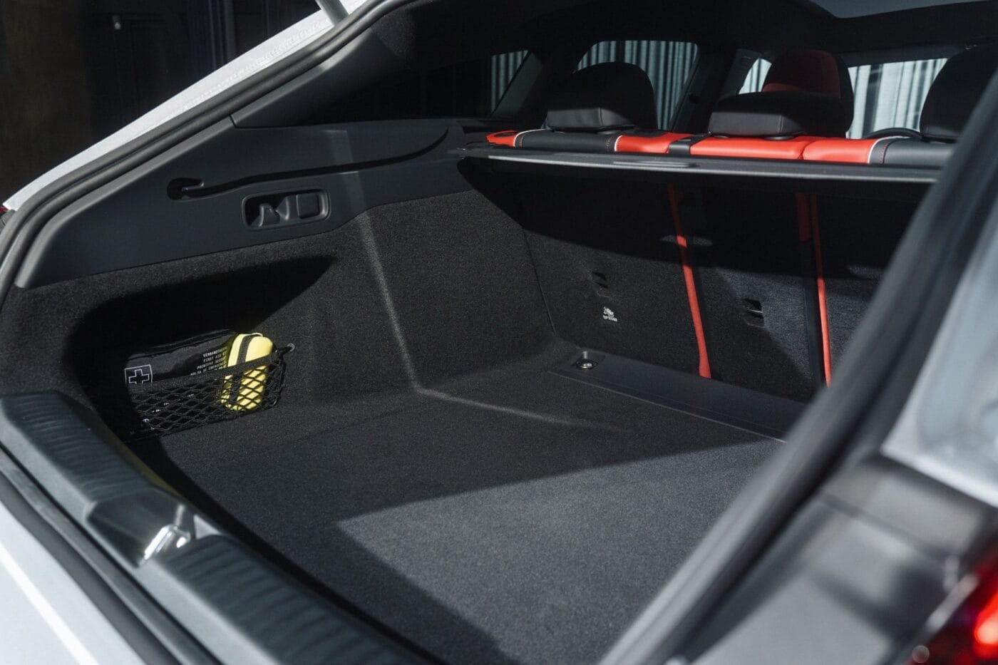mercedes benz cla shooting brake eq 2025 04 min