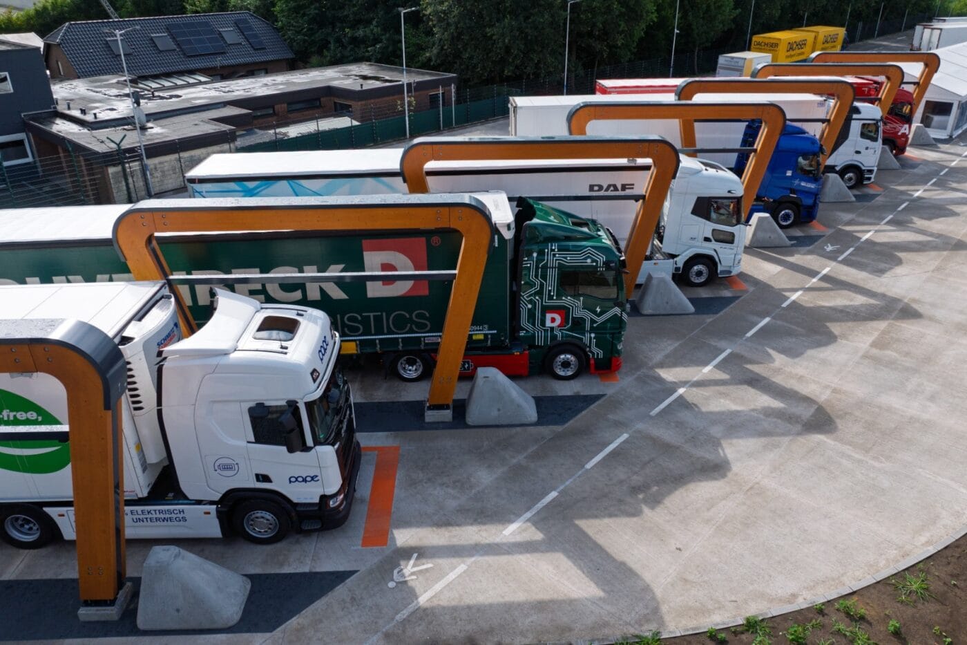 milence ladestation charging station e lkw electric trucks recklinghausen 2025 02 min