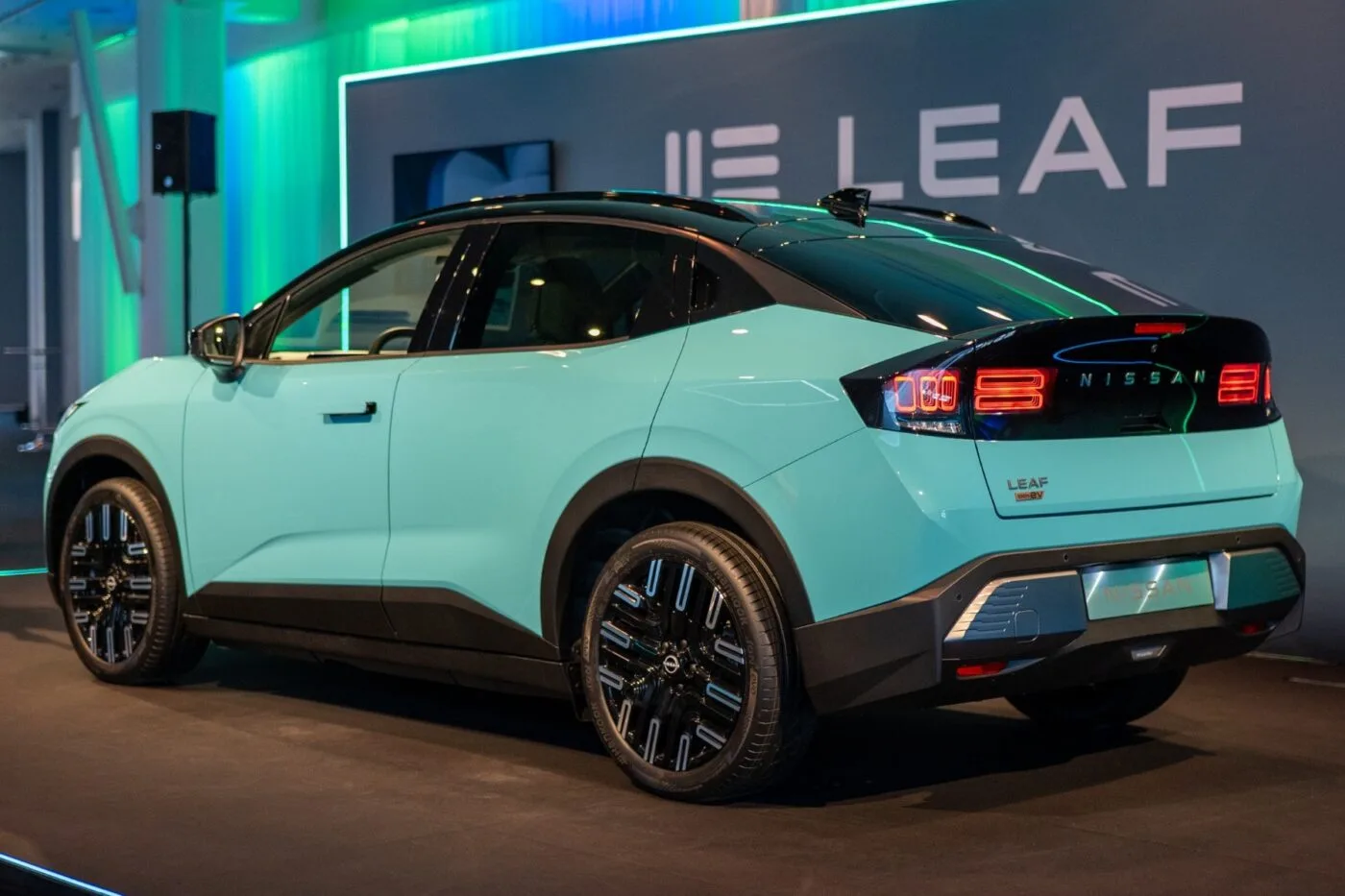 nissan leaf 2025 001 min