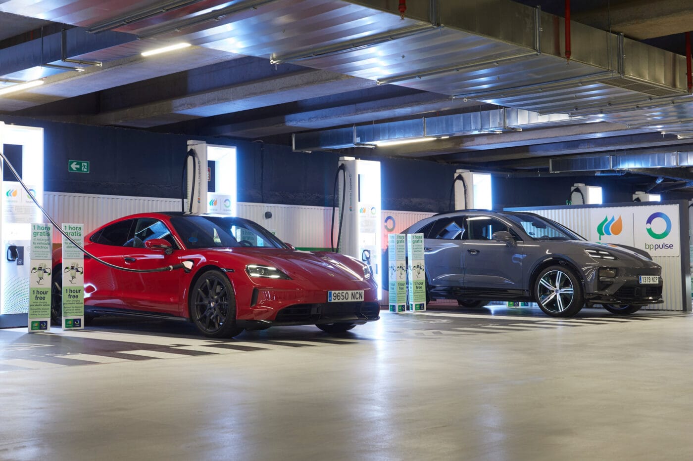 Porsche taycan macan ladestation spanien madrid iberdrola bp pulse
