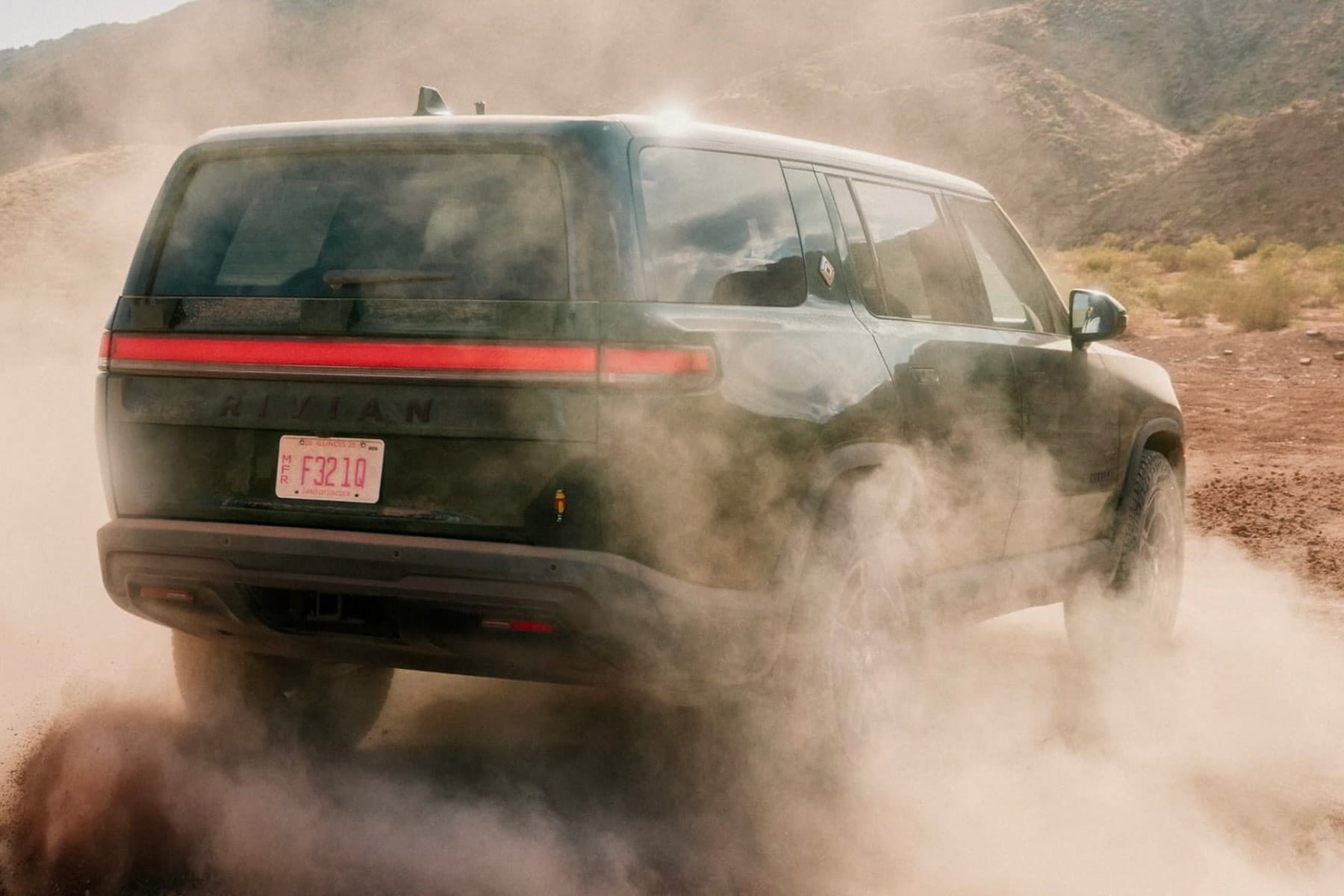 Rivian baut rund 600 Stellen ab Rivian baut rund 600 Stellen ab