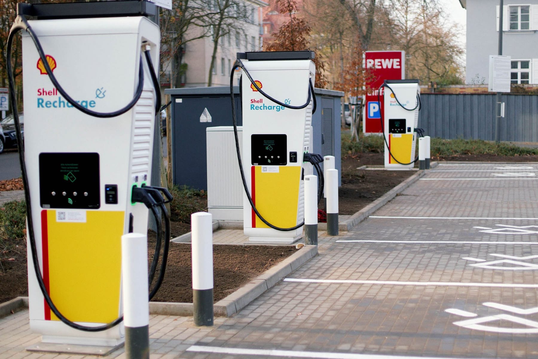 Shell-bringt-26-neue-Schnellladepunkte-in-Bayern-ans-Netz