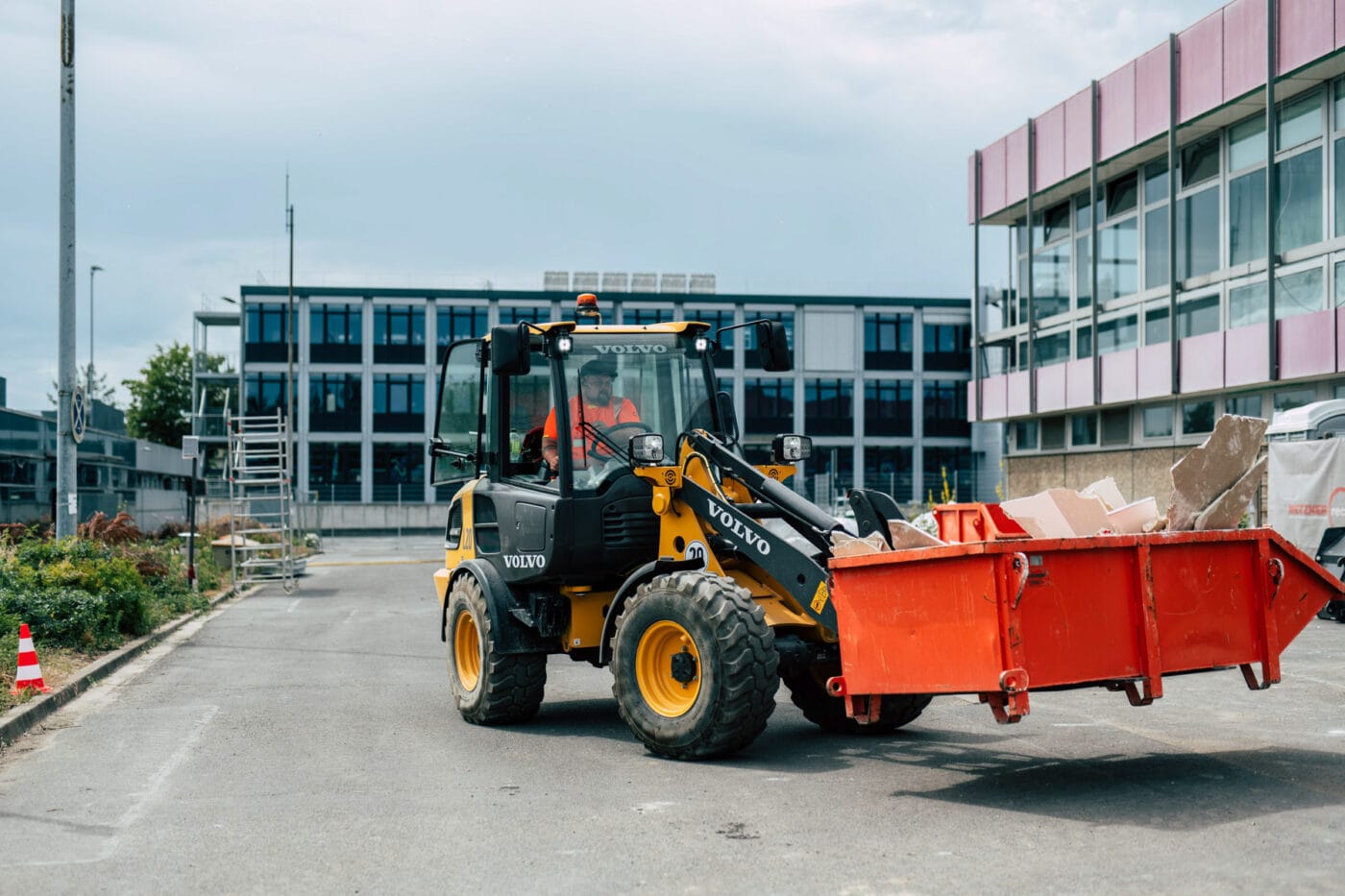 volvo ce rueckbau siemens nuernberg 2025 08