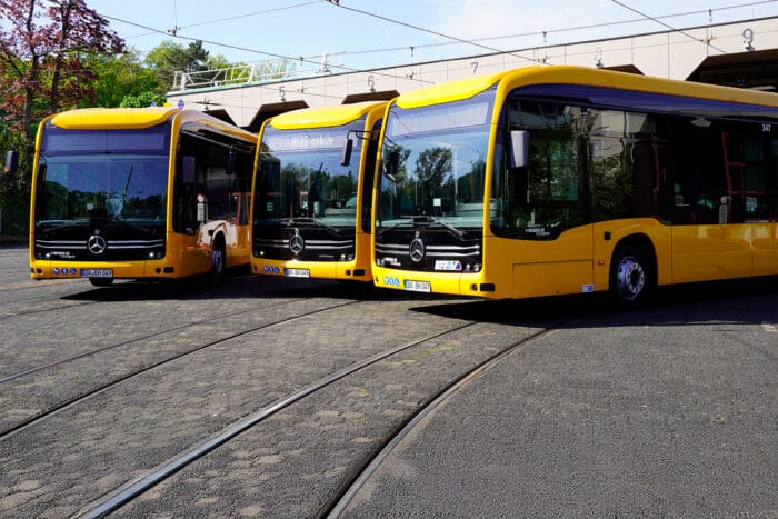 Daimler buses mercedes benz ecitaro elektrobus electric bus heag mobilo darmstadt hintergrund backgroundjpeg