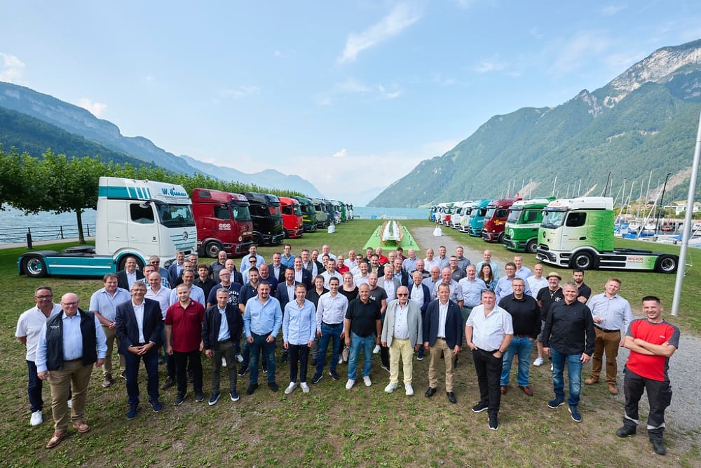 Mercedes-Benz-Trucks-liefert-erste-eActros-600-in-der-Schweiz-aus