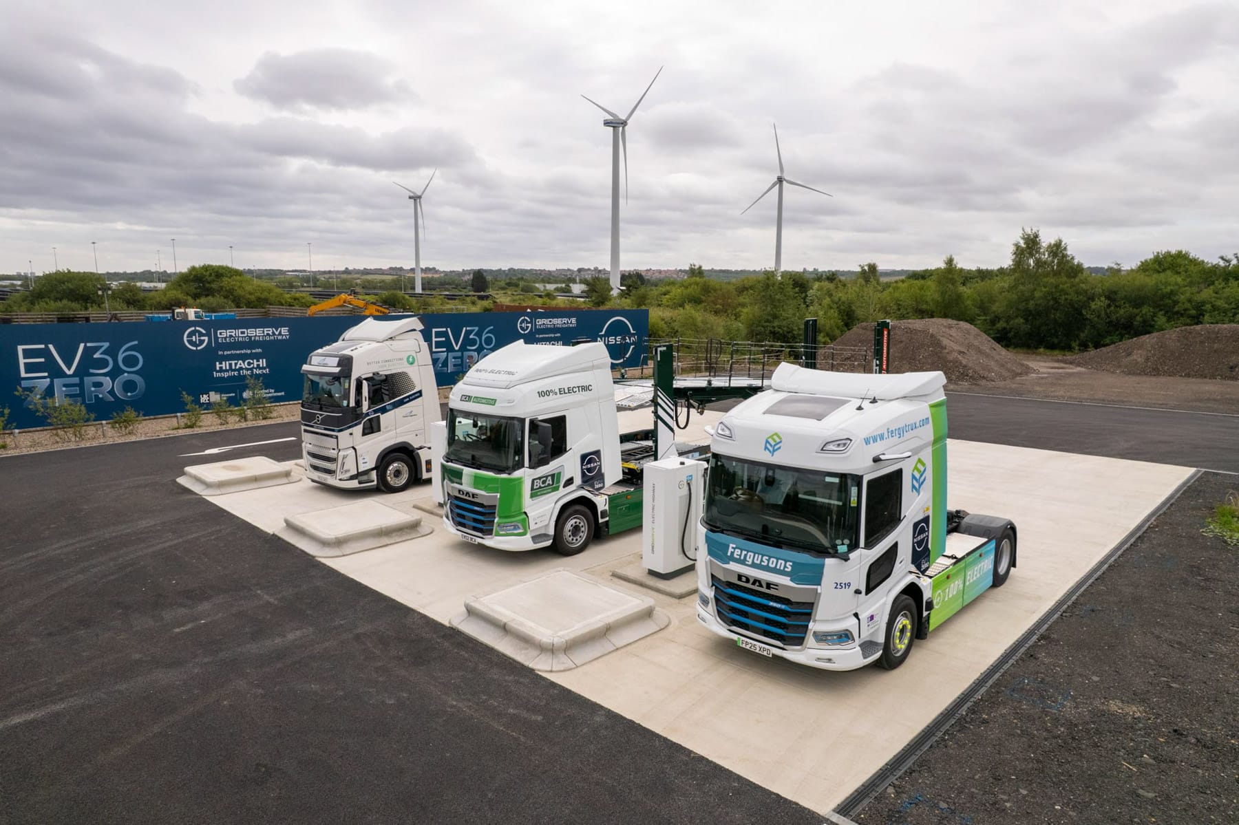 Neuer-E-Lkw-Ladepark-am-Nissan-Werk-Sunderland
