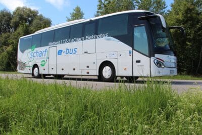 scharf reisen setra tz s ecoach umruestung elektrobus electric bus 2025 06 hintergrund background min