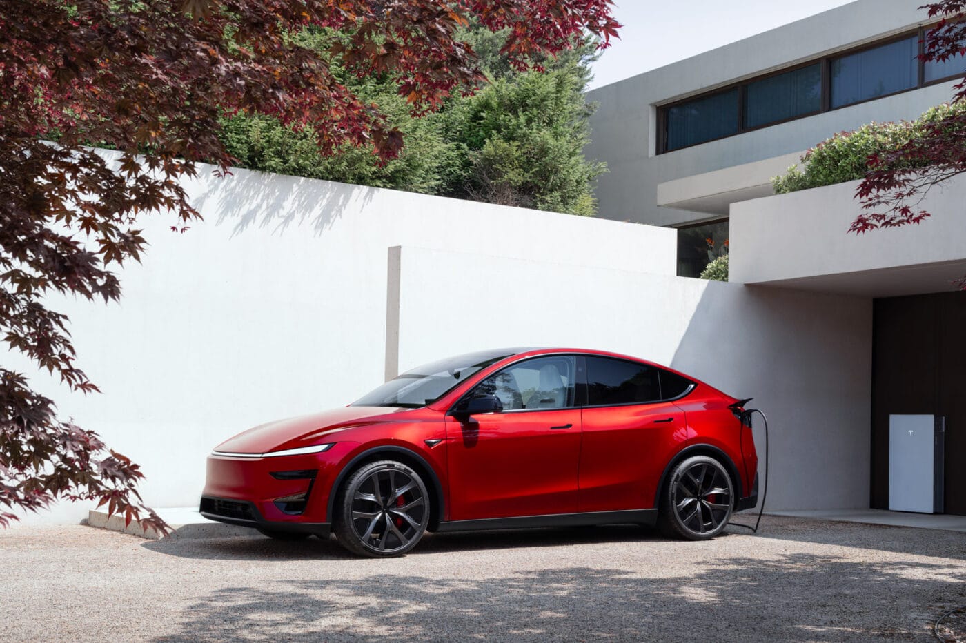tesla model y performance juniper 2025 14