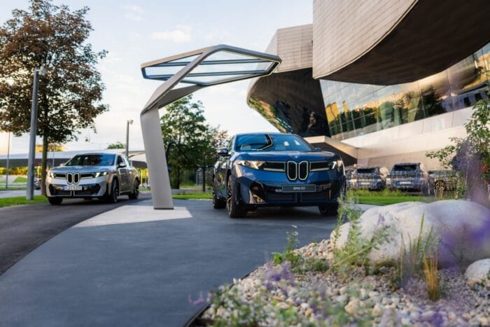 Bmw welt muenchen ladestation charging tree