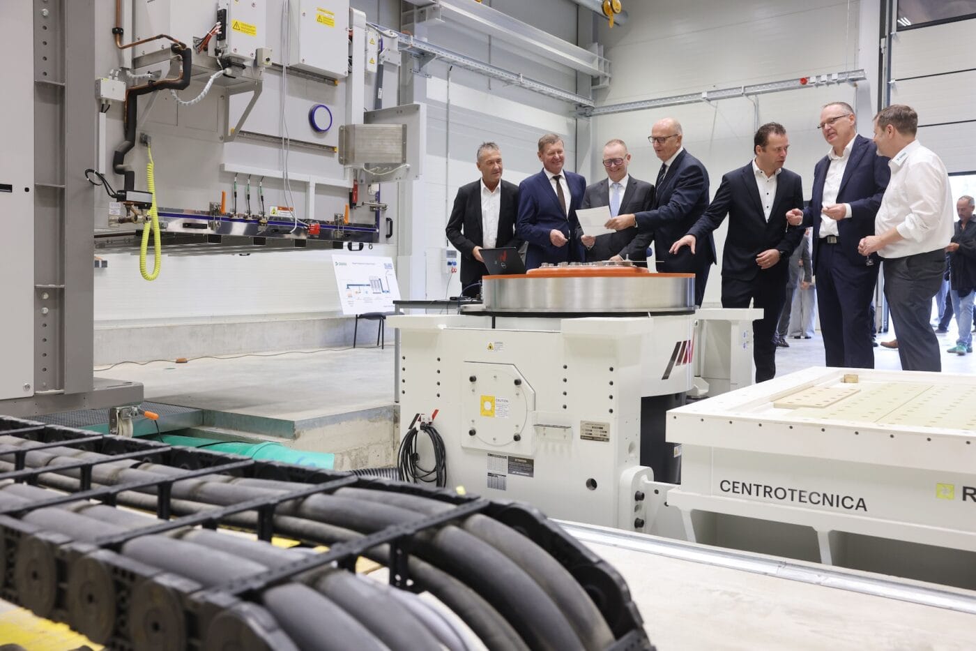 Dekra batterie test center lausitzring