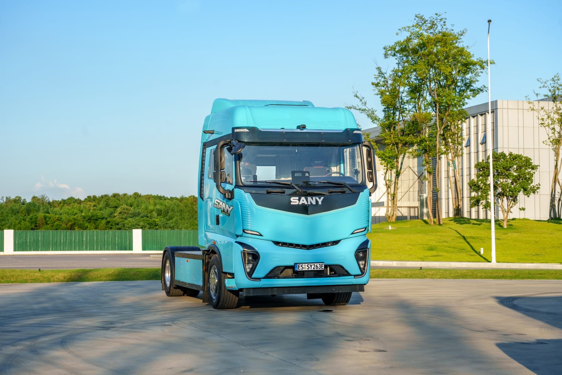 Sany-meldet-Auslieferstart-seines-E-Fernstrecken-Lkw-in-Deutschland