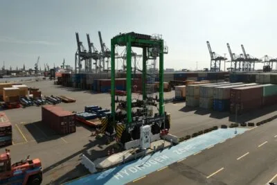 Hhla wasserstoff portalhubwagen