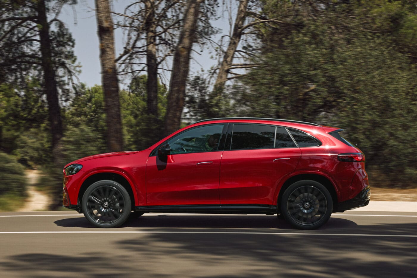 mercedes benz glc 400 4matic eq iaa 2025 03