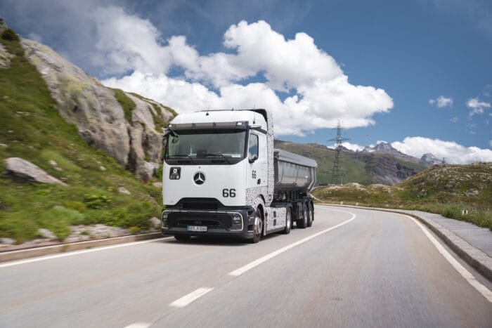 Mercedes genh2 truck