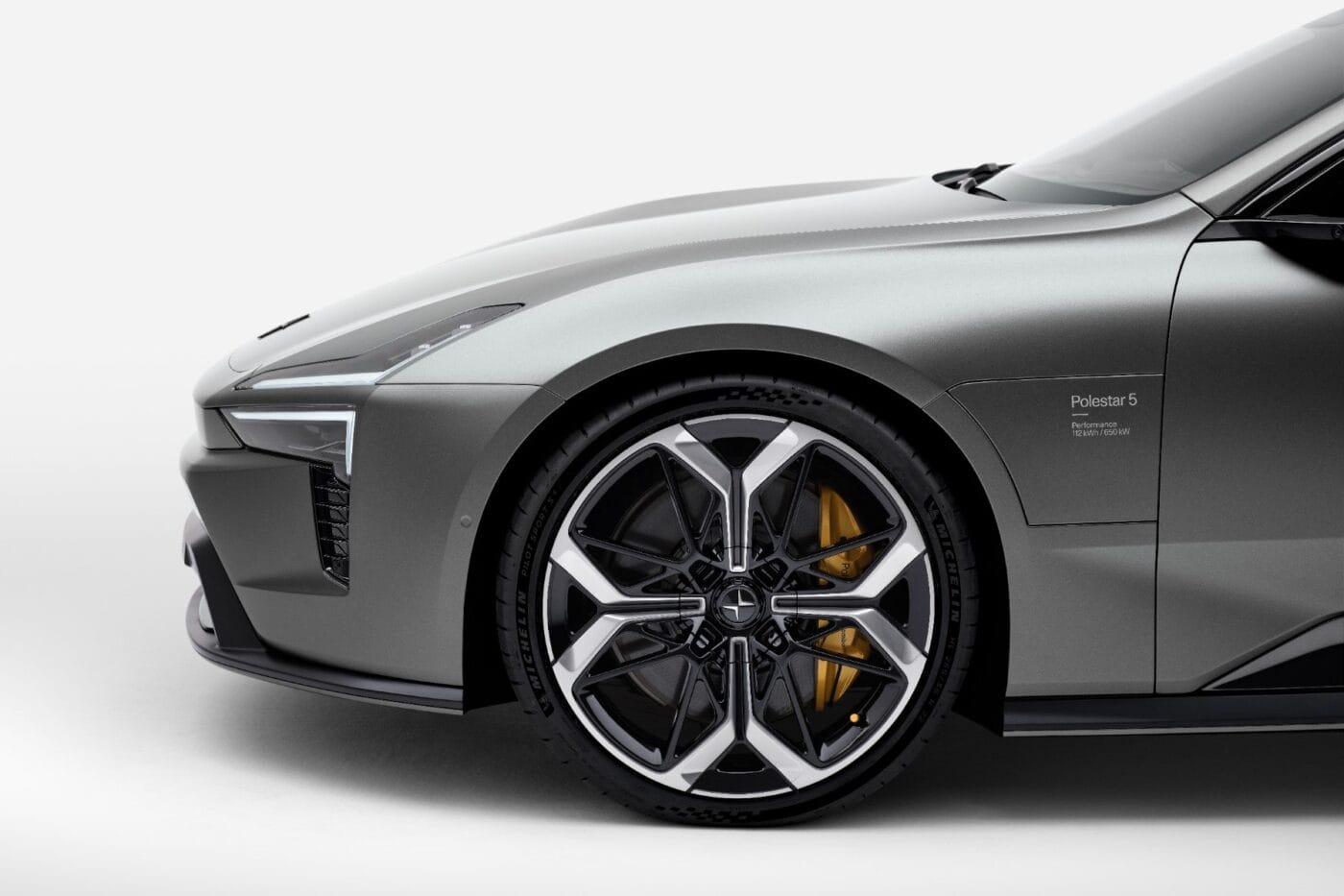 polestar 5 2025 09 min