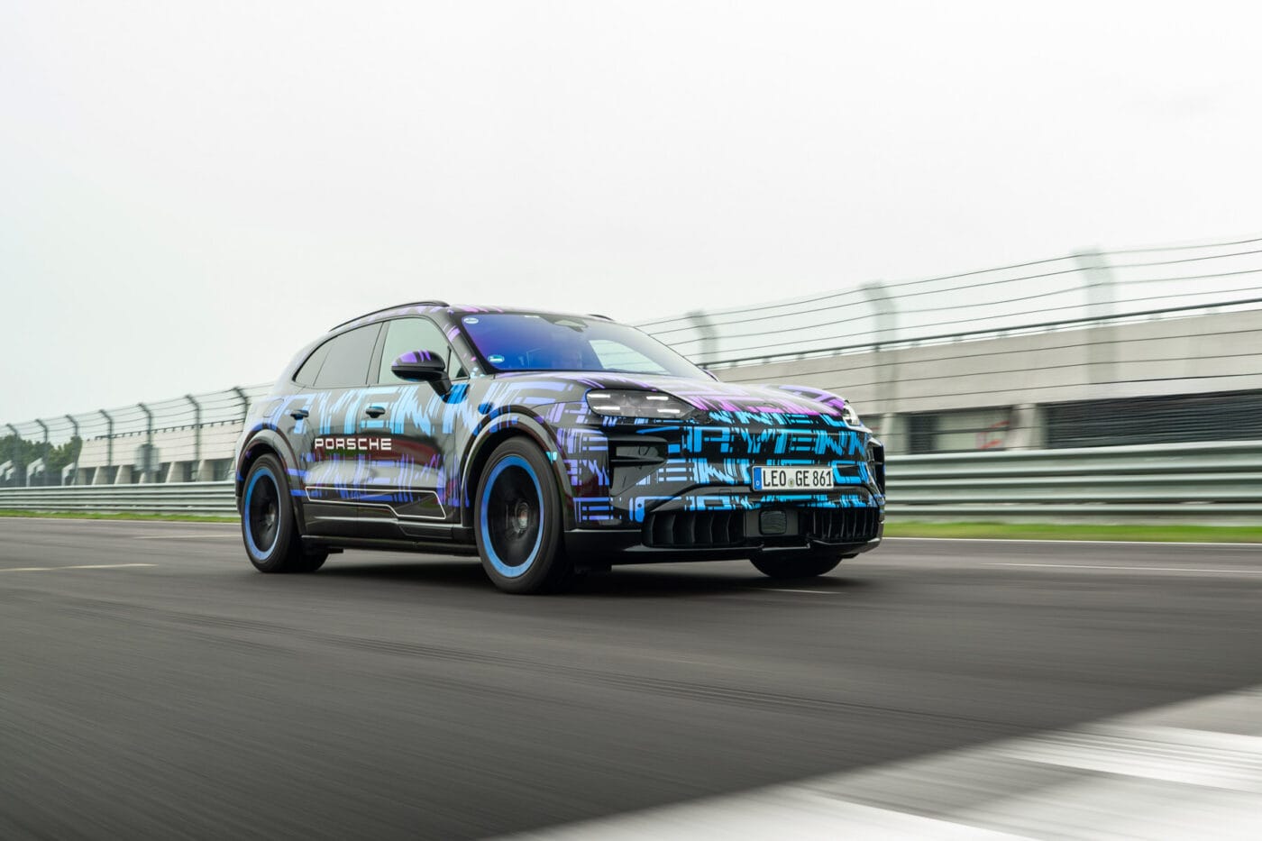 Porsche cayenne tech workshop fahrwerk suspension