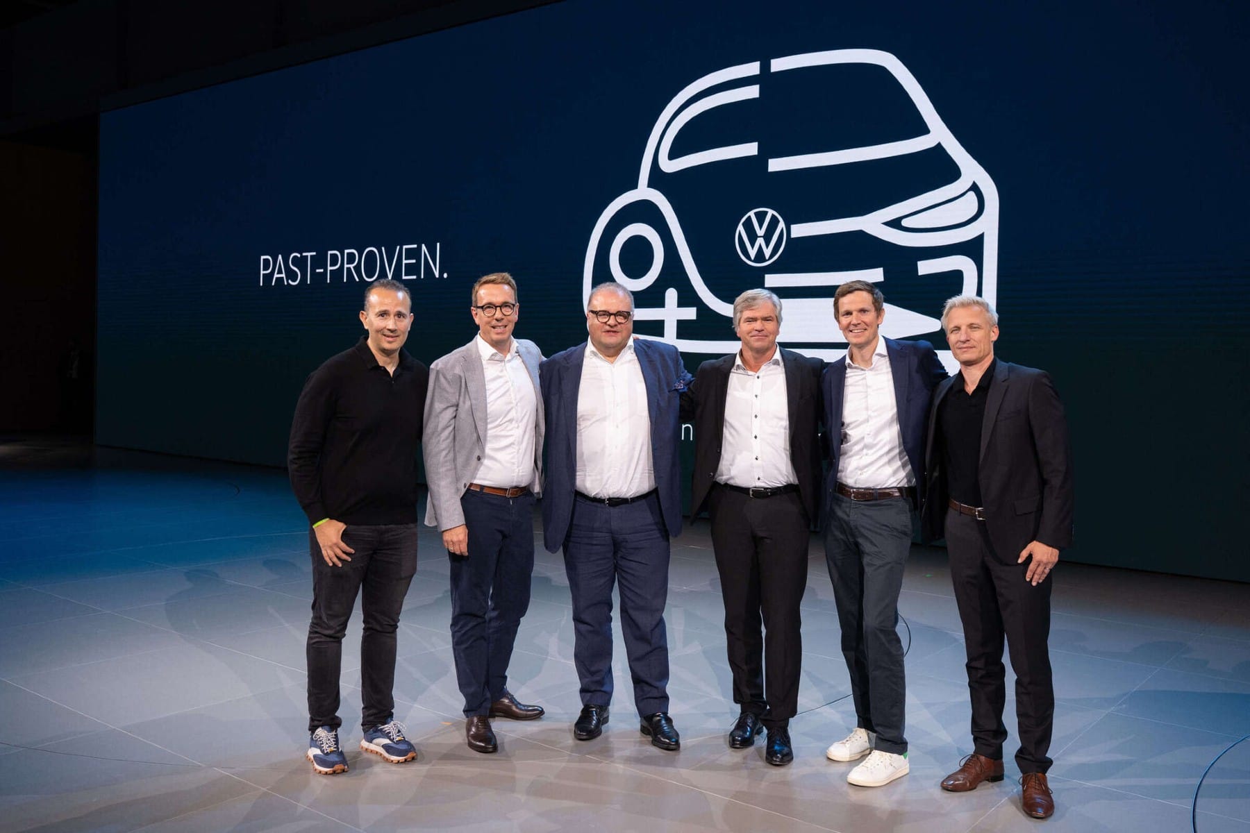 Volkswagen-und-Rivian-b-ndeln-Beschaffung-von-Halbleitern
