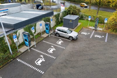 Aldi sued e ladehub