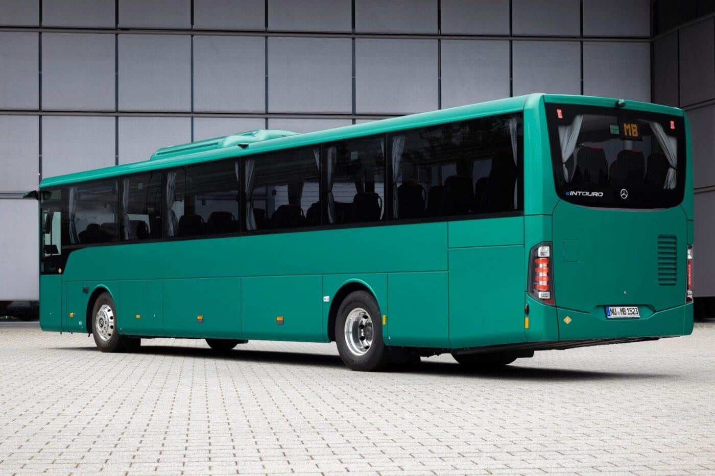 Daimler buses mercedes benz eintouro m elektrobus electric bus min
