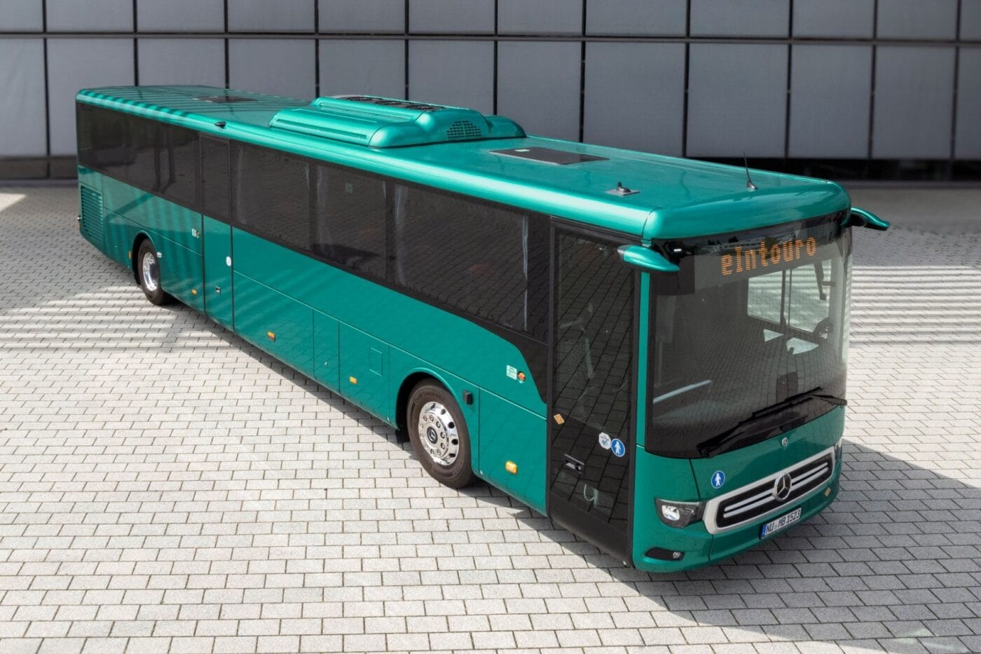 Daimler buses mercedes benz eintouro m elektrobus electric bus min