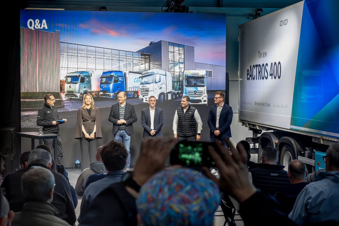 Daimler truck mercedes benz eactros e lkw electric truck