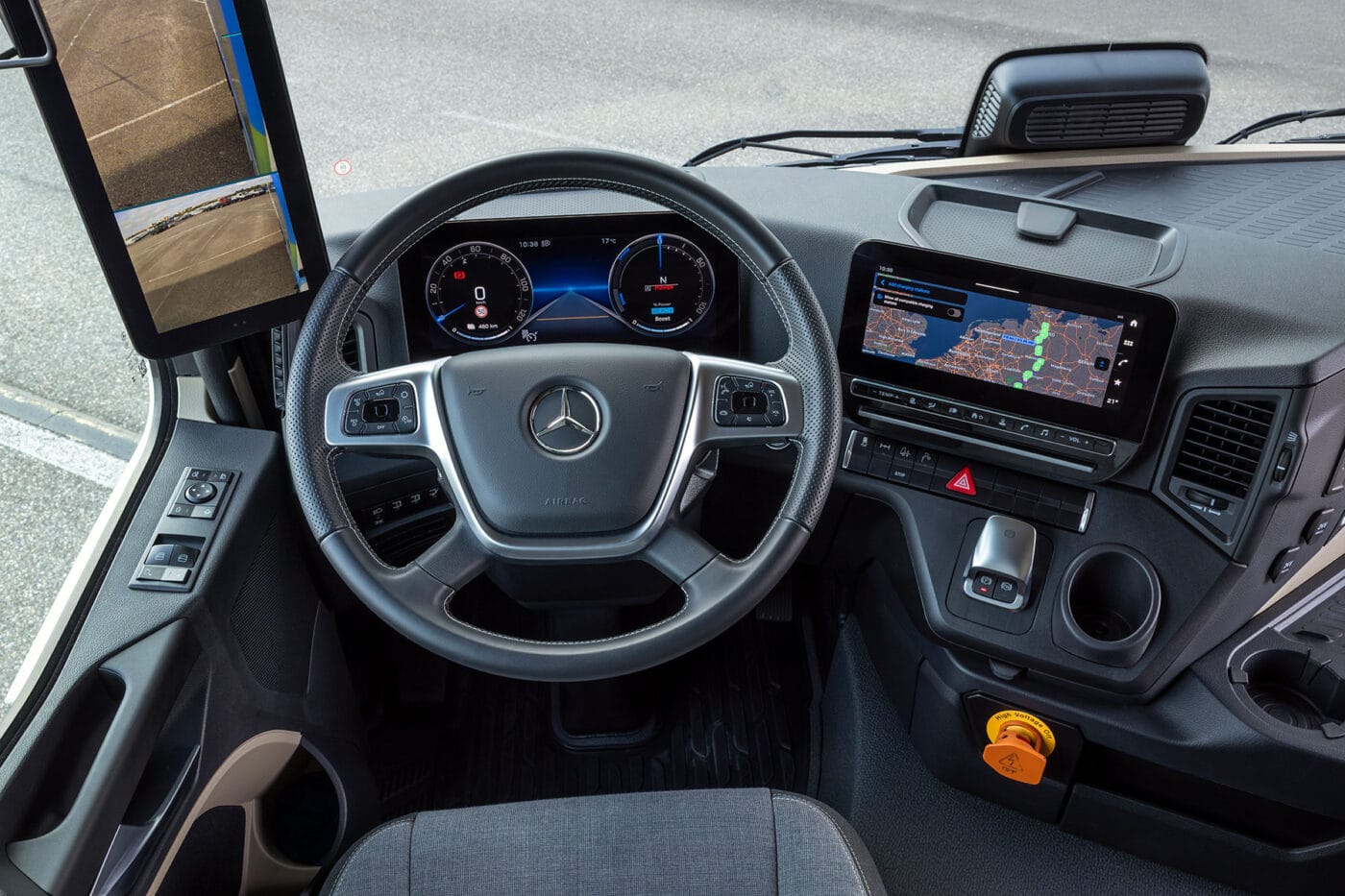 Daimler truck mercedes benz eactros e lkw electric truck