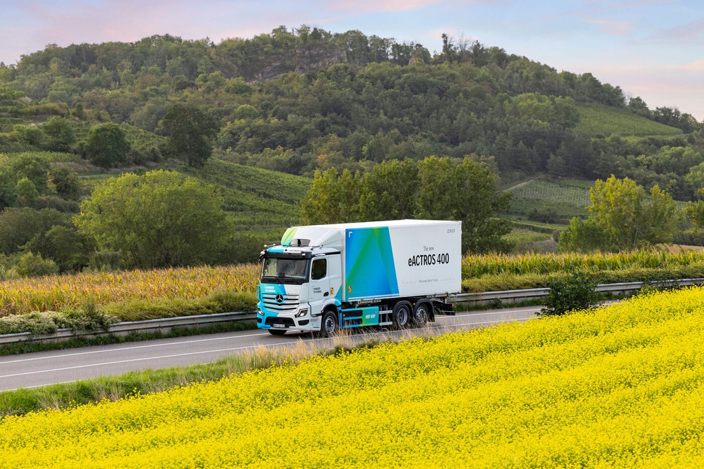 Daimler truck mercedes benz eactros e lkw electric truck