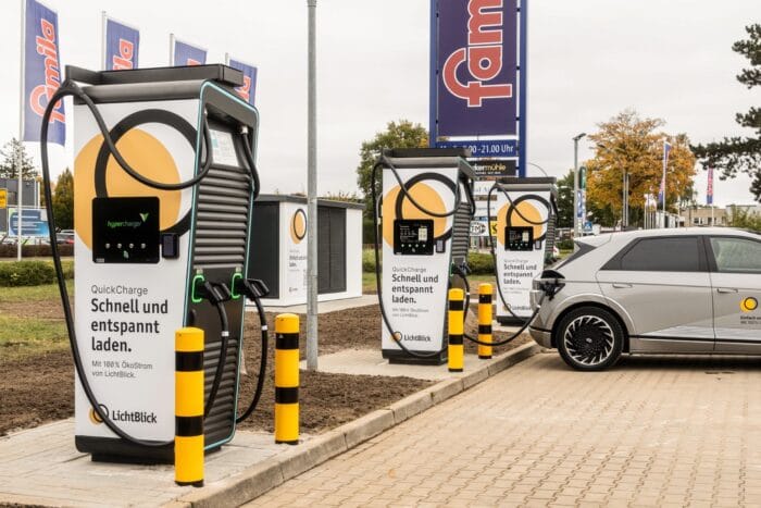 Lichtblick ladestation charging station reinbek famila min