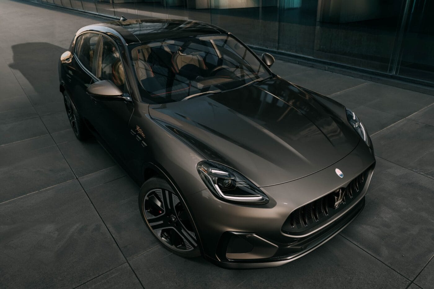 Maseratigrecalefolgoremy cropped