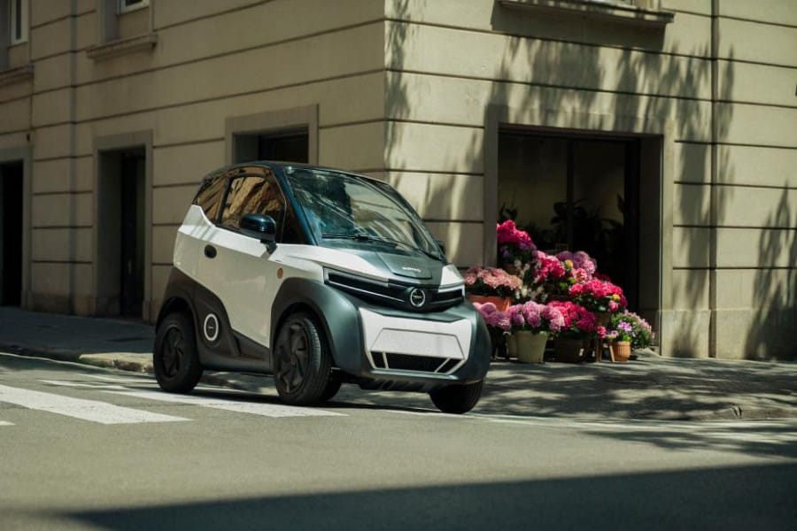 E-Auto-f-r-9-990-Euro-Silence-bringt-Strom-Floh-mit-4-kW-nach-Deutschland