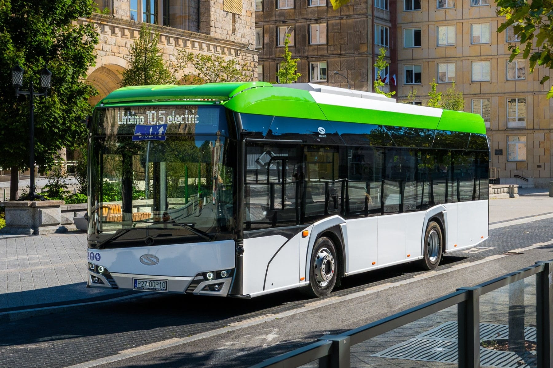 Solaris-deb-tiert-mit-Urbino-10-5-electric