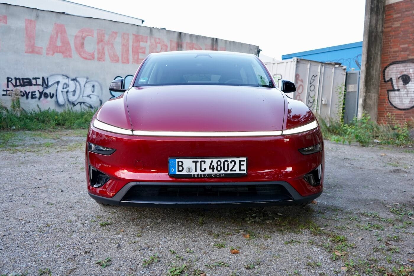 Tesla model y performance