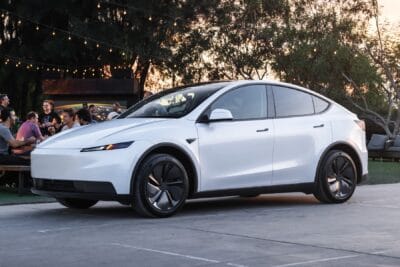 Tesla model y standard min
