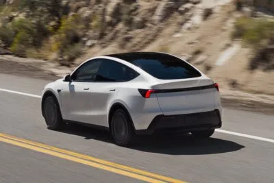 Tesla model y standard min