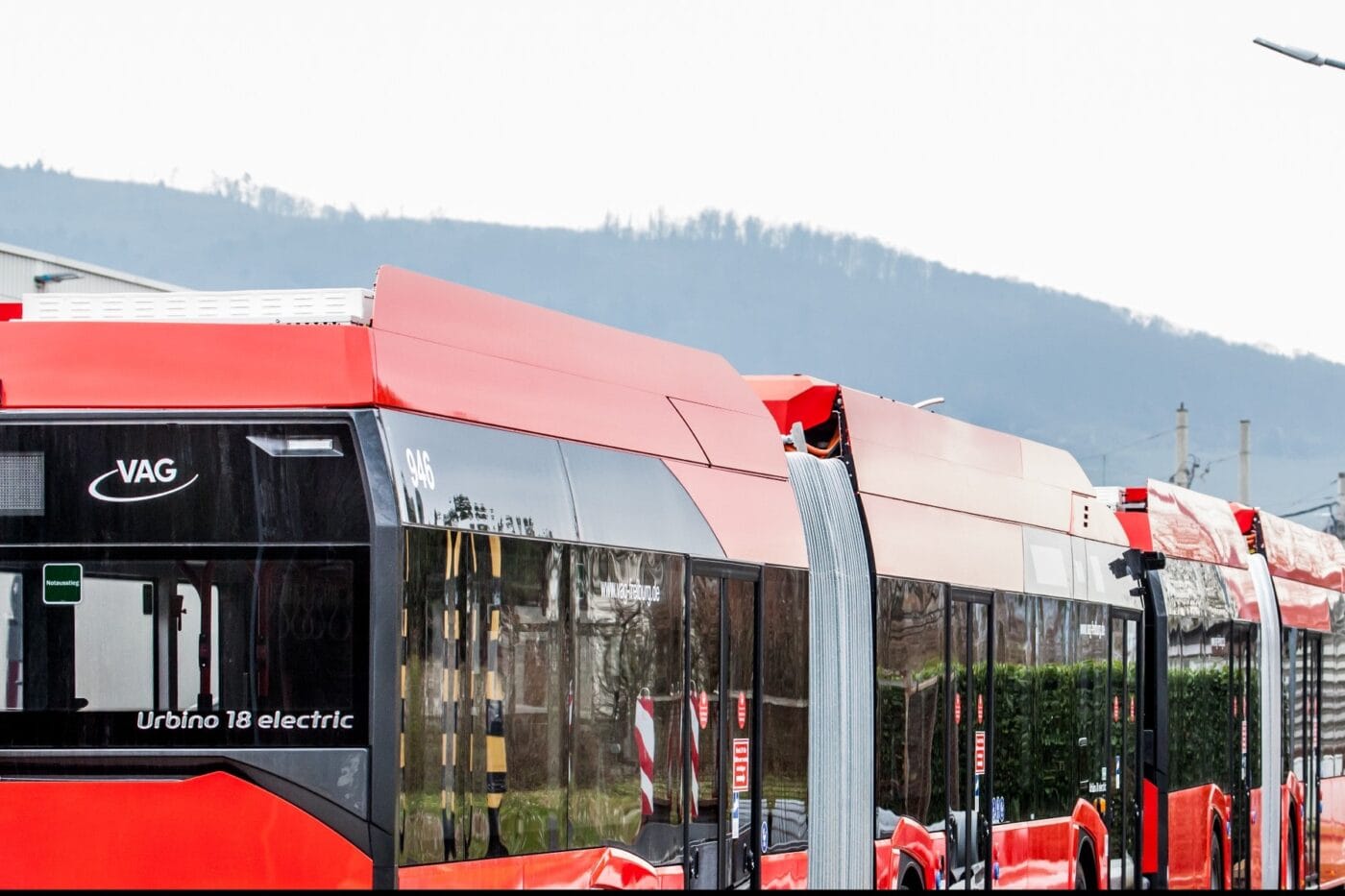 Vag freiburg solaris urbino electric elektrobus electric bus min