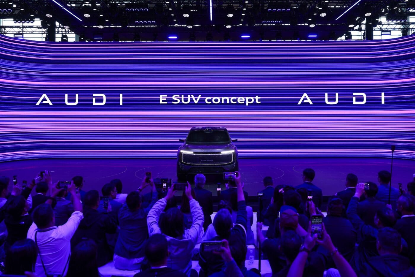 Audi e suv cropped