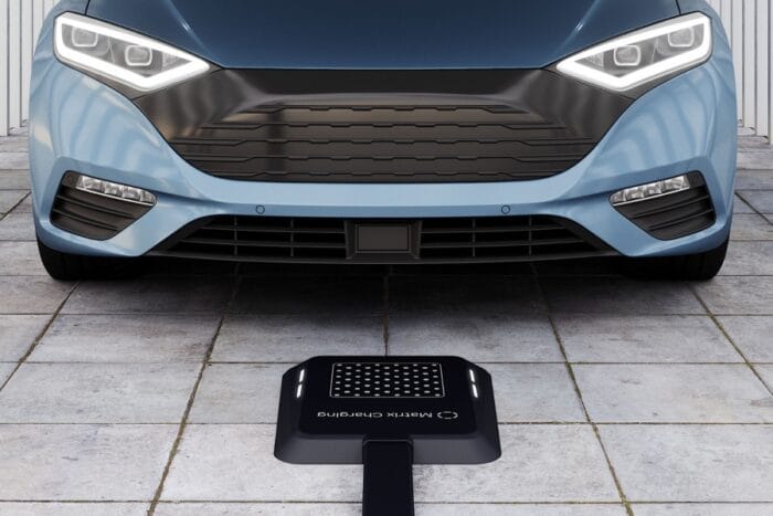 Easelink matrix charging konduktive ladeloesung