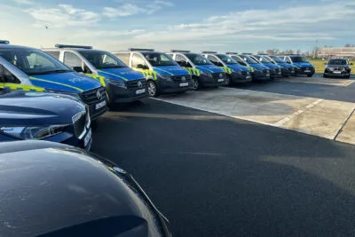 Polizei sachsen anhalt mercedes e vito bmw ix1