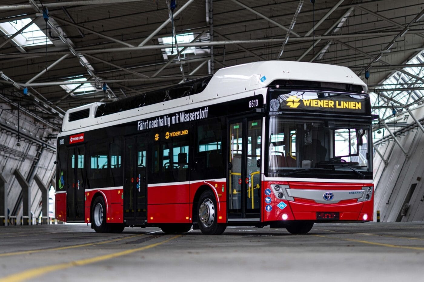 Toyota caetano h2 city gold brennstoffzellen bus fuel cell bus wiener linien min