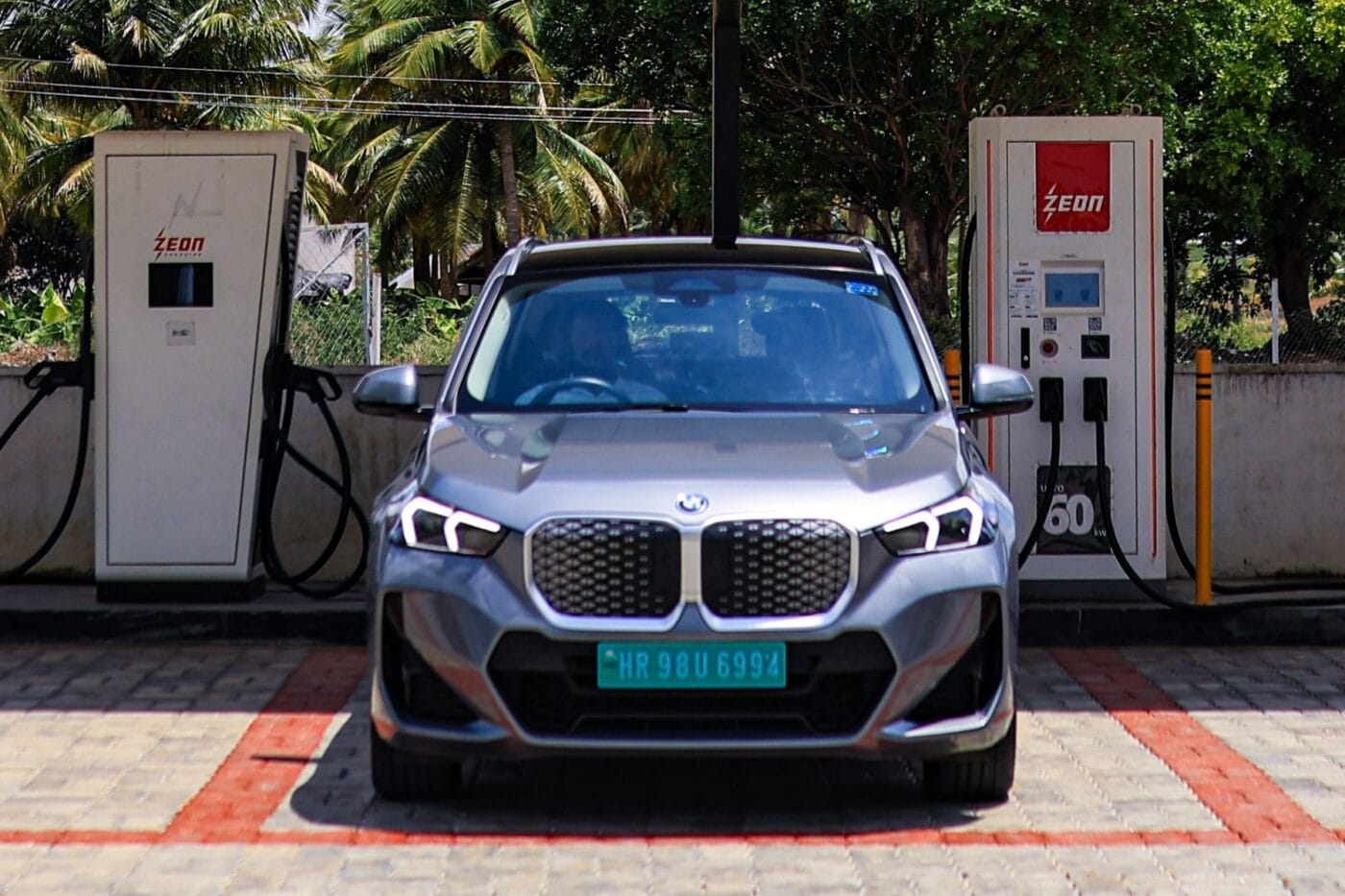 Zeon ladestation charging station bmw ix1 indien india min