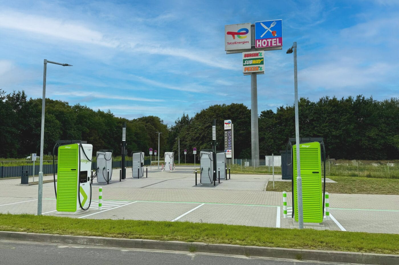 Autohof cloppenburg allego mercedes benz ionity