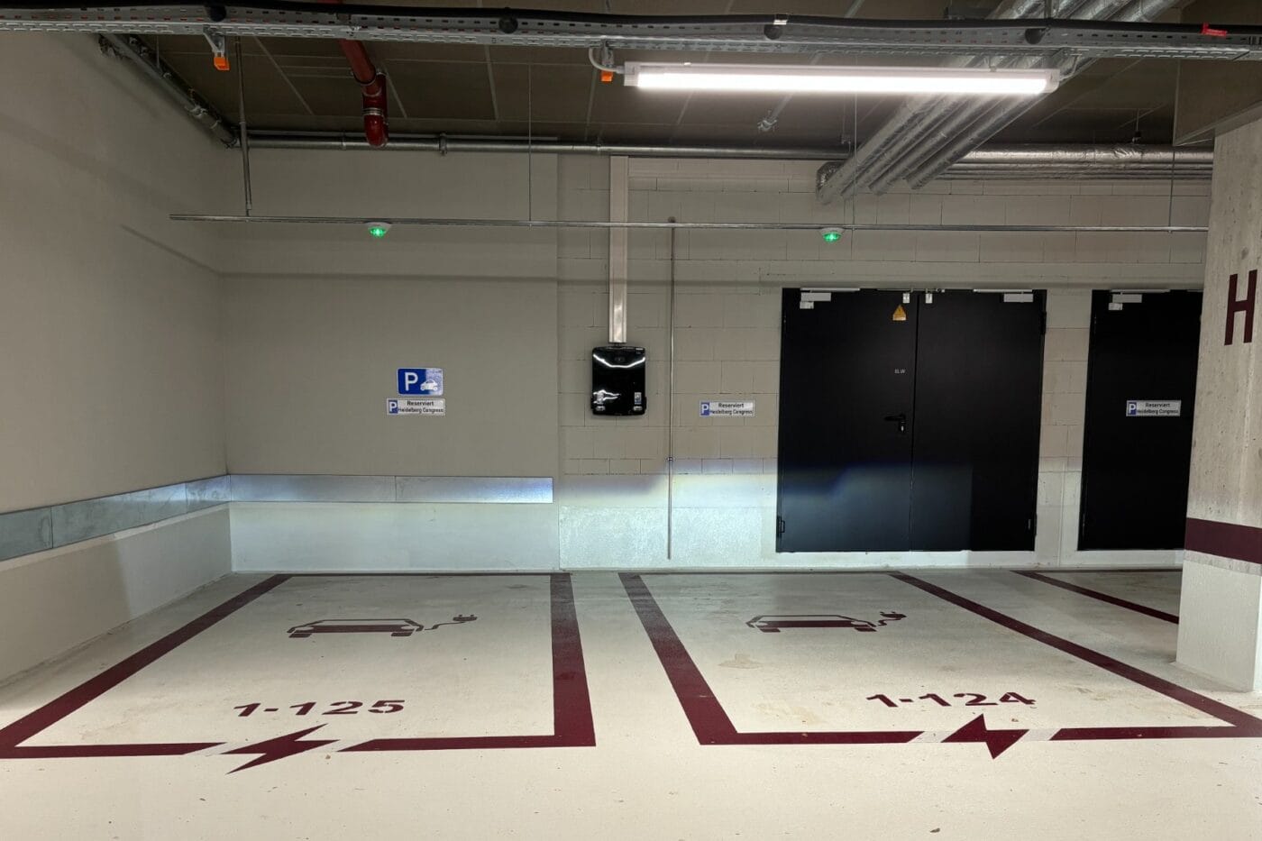 Abl wallbox ladestation charing station stadtwerke heidelberg congress center min